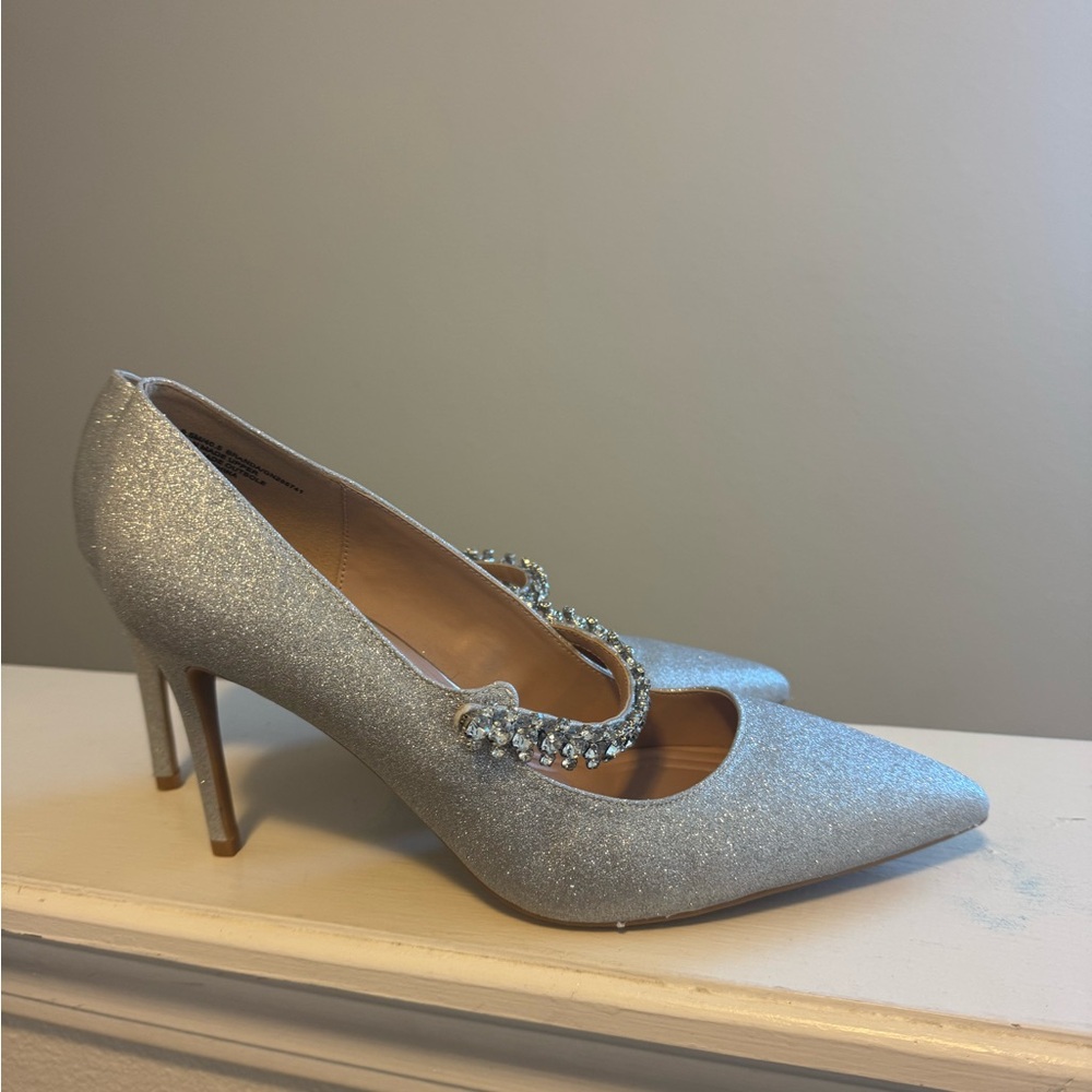 BCBGMaxazria Branda Stiletto Pump Silver Rhinestones Heels Glitter 8 9.5 NEW - Picture 1 of 8